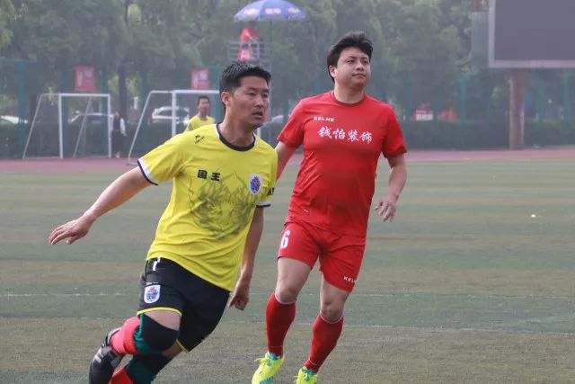 巴萨1亿欧报价阿尔瓦雷斯 阿森纳出价1.2亿 马竞拒绝谈判